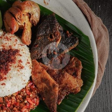 BABAT CAMPUR REMPAH MADURA menu PAWON UMIK IDA, Jl Pucang Anom Timur No 1a