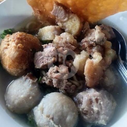 Bakso Irisan + Es Teh menu Bakso Urat dan Mie Ayam Arema Malang Kentungan, Manggung Depok Sleman