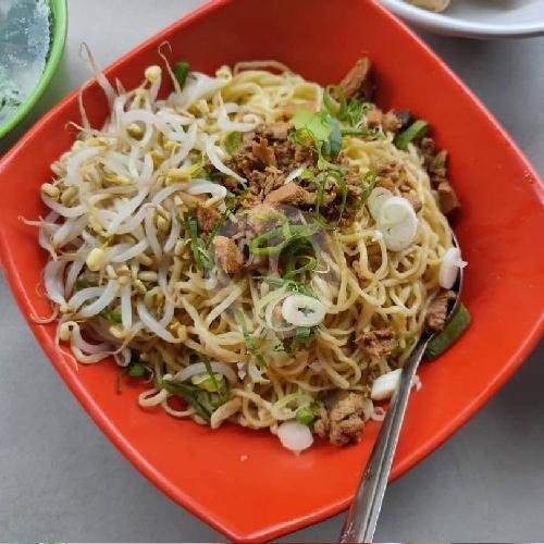 Mini Jumbo Komplit menu Mie Ayam Palembang Afui, UMY