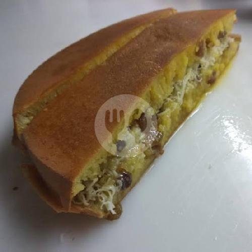 Original Keju Pisang menu Martabak Gendut Dawuan, Tengah Tani