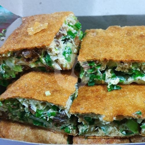 Spesial Sapi(Telor Bebek) menu Martabak Golden King, Rinjani