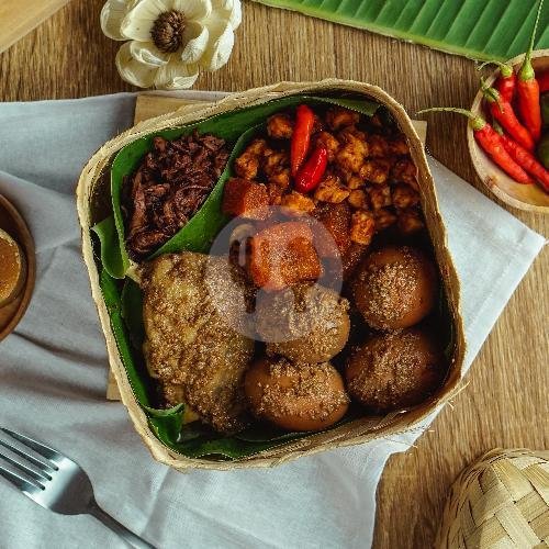 Paket Gudeg Besek Besar menu Gudeg Kangen Jogja, Waru