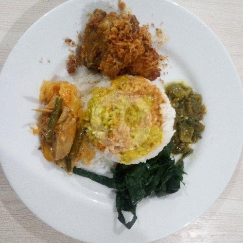 Nasi + Ikan Salem Bakar menu Nasi Padang Wa Uda, Surya Sumantri