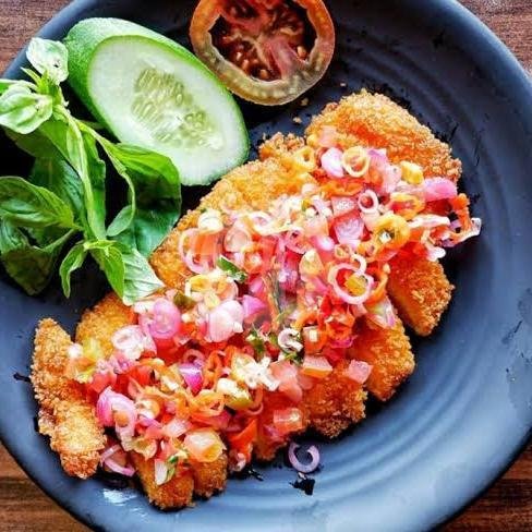 Nasi Goreng Ayam menu PAW Coffee