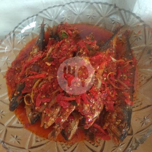 Sop Dengkul menu Warung Nasi Nyi Iteung Cilolohan, Cilolohan