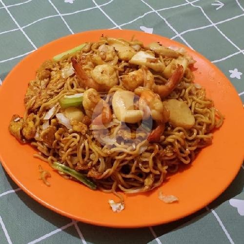 Kwetiaw Goreng menu Restaurant Seafood 99 Cha Cha, Sunter