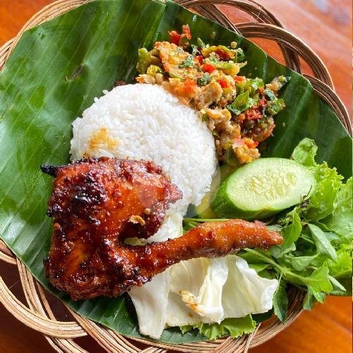 Nasi Ayam Goreng menu Nasi Peda Pelangi, SCBD