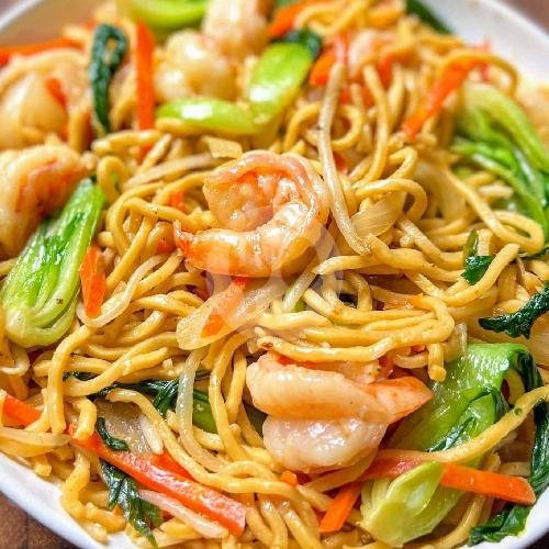Nasi Goreng Ikan Asin Ala Hongkong menu Warung Chef, Wiyoro