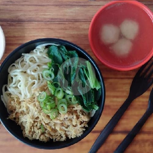 Yammie Komplit Porsi Biasa menu Yammie Yummy Demangan