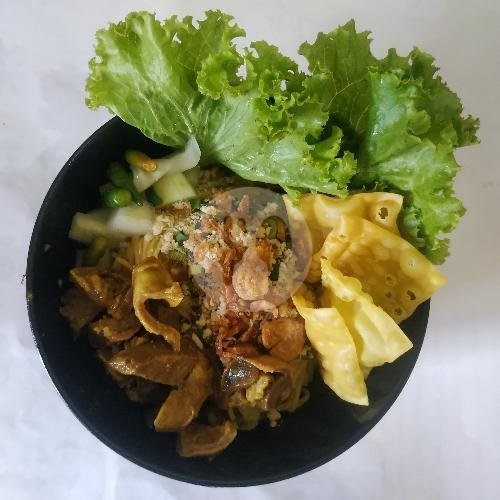 Cwi Mie Ampela Ati menu Cwi Mie Isor Uwit, Guntur