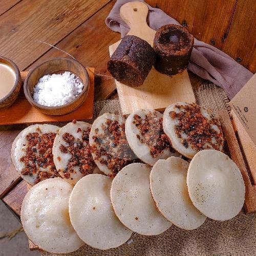 Paket Tradisional menu Surabi Cihapit, Antapani Lama
