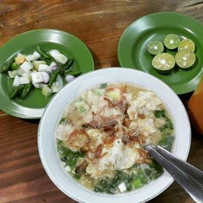 Soto Daging menu Soto Jakarta Bawah Rel