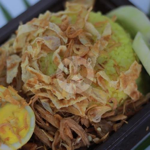 Review Nasi Kuning & Nasi Uduk Kemuning: Kuliner Hits di Bandung yang Wajib Dicoba