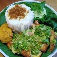 Review Ayam Penyet Sambal Ijo 89 Pak Anwari: Nikmati Sambal Juara di Setiabudi