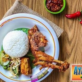 Paket Ayam Goreng Lombok Ijo Kampung menu Ayam Bakar Ayam Penyet Wong Solo, Riau