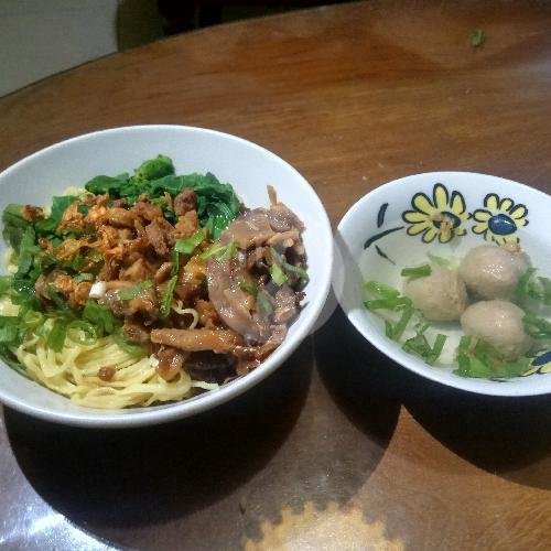 Mie Ayam Komplit menu Mie Ayam Pangsit Pak Gun, Samirono