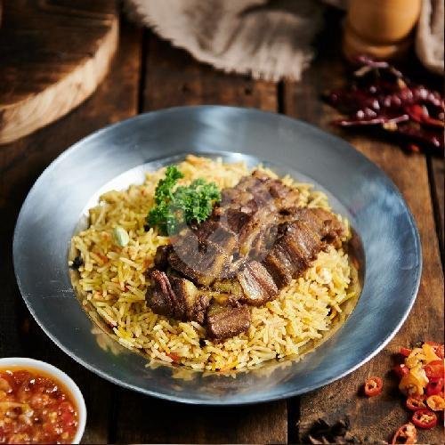 Loyang Kecil Ayam menu Kebuli Ijab Qabul, Loop Plaza Graha Famili