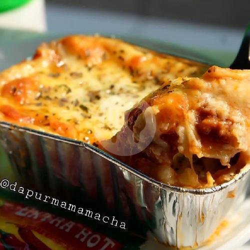 Beef Lasagna Personal Size menu Dapur Mama Macha, Harapan Jaya