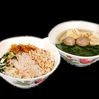 Bihun Kuah Ayam Bakso Pangsit menu Lomie Bakmie Imam Bonjol, Coblong