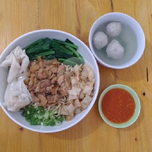 Bakmie Yamin Ayam Manis menu Kedai Bakmie Ayam 31, Padasuka