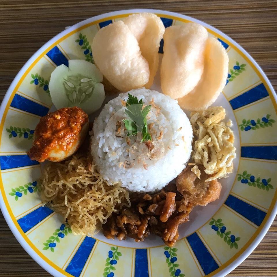 Nasi Uduk menu Bubur Ayam Jakarta Bu Endang, Adi Sumarmo