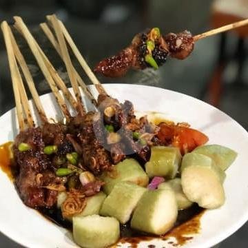 50 Tusuk Sate Taichan Gratis 1porsi Buat Driver menu Sate Ayam Pak Yanto Pojokan Simprug Golf 2