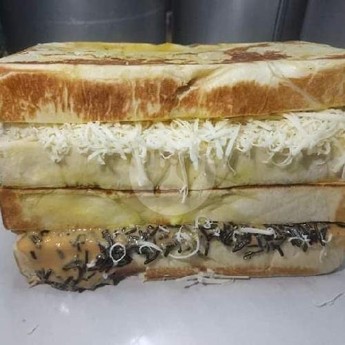 Roti Kotak Keju Keju menu Roti Bakar Halteu - Garuda