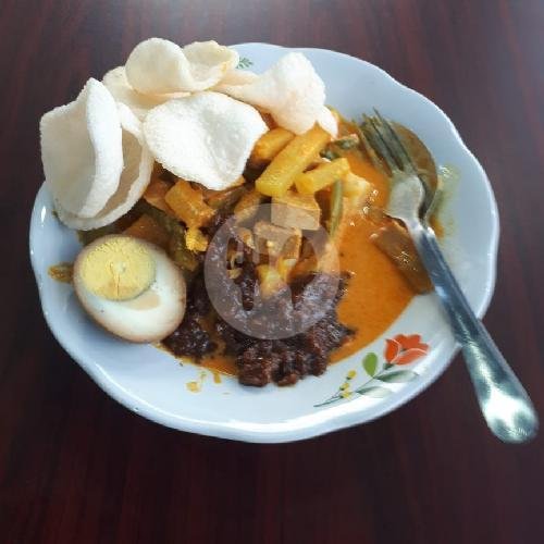 Review Kuliner: Menikmati Kelezatan di Lapau Nasi ENG, Niaga