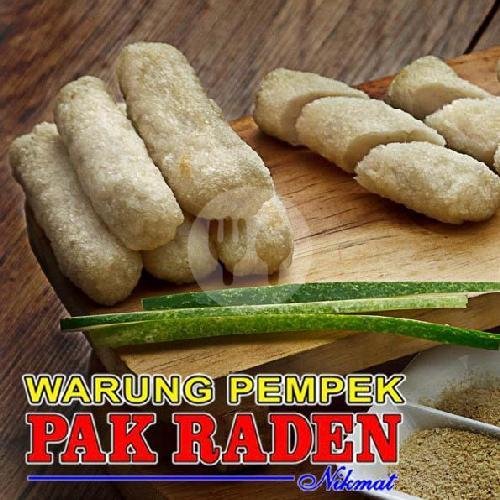Kerupuk Bungkus Besar menu Pempek Pak Raden, Pasar Minggu