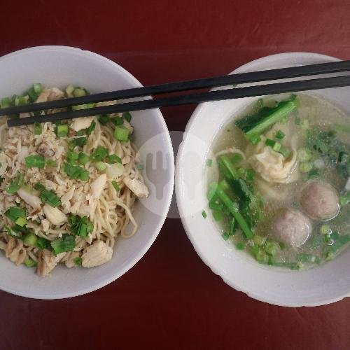 Yamin Asin Baso Pangsit menu Mie Ace Tegallega, H Kurdi 1