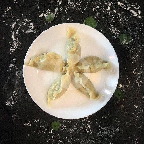 House Classic Suikiaw (Babi + Udang + Wansui) 10pcs menu Oma Dumpling, Patal Senayan