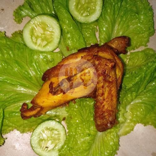 Ayam Serundeng(Paha) menu Ayam Goreng Mom Cawa Sambal Sadis, Sekelimus Barat