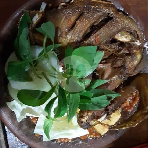 Bebek Goreng menu Warung lalapan Pak Eko, Bunulrejo