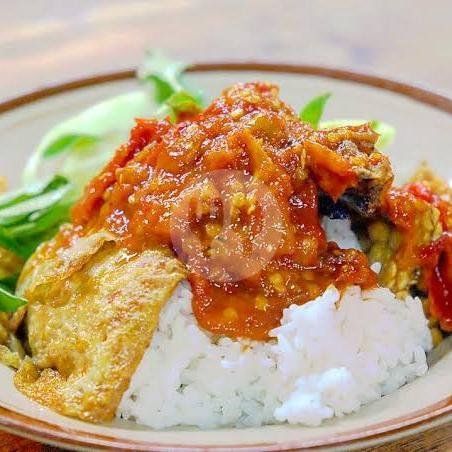 Nasi Empal Goreng Penyet Komplit menu Penyetan Cak Topik, Ganting - Gedangan