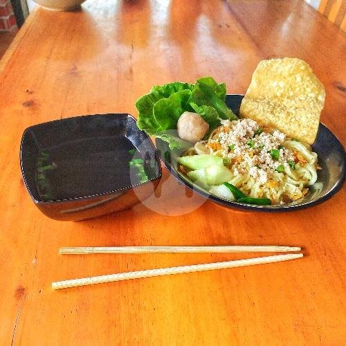 Mie + Siomay menu Pangsit Mie Pak To, Sawojajar