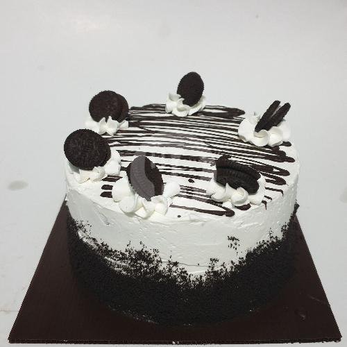 Review Toko Kue Lingga Kitchen: Kue Enak dan Pelayanan Ramah di Rancabentang, Cimahi