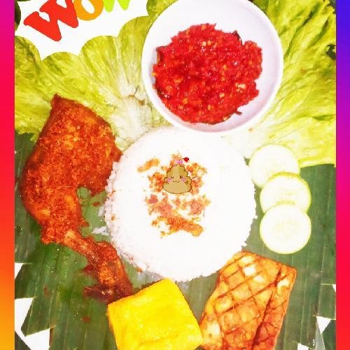 Paket Nasi Kotak Ayam Goreng Lengkuas Gratis 1Air Cup menu Ayam Goreng & Bakar Bumbu Lengkuas Pak Imam, Lembang