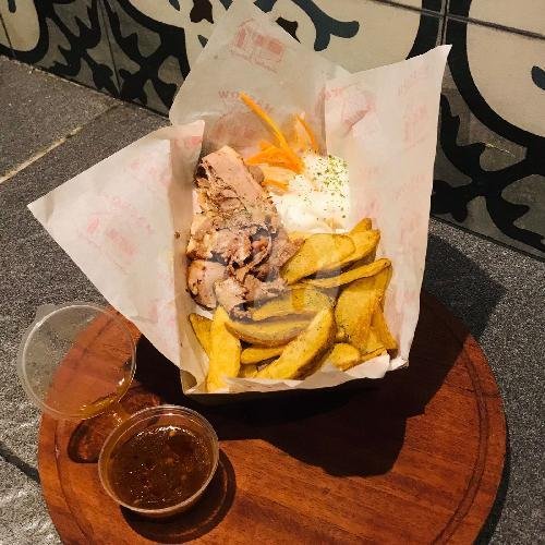 1/2 Ekor Ayam Asap menu Maslow Smokehouse, Kumeli Social Park
