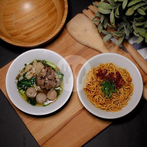 Mie Yamin Pisah Bakso Cincang menu Baso Mas Bendol, Cicadas