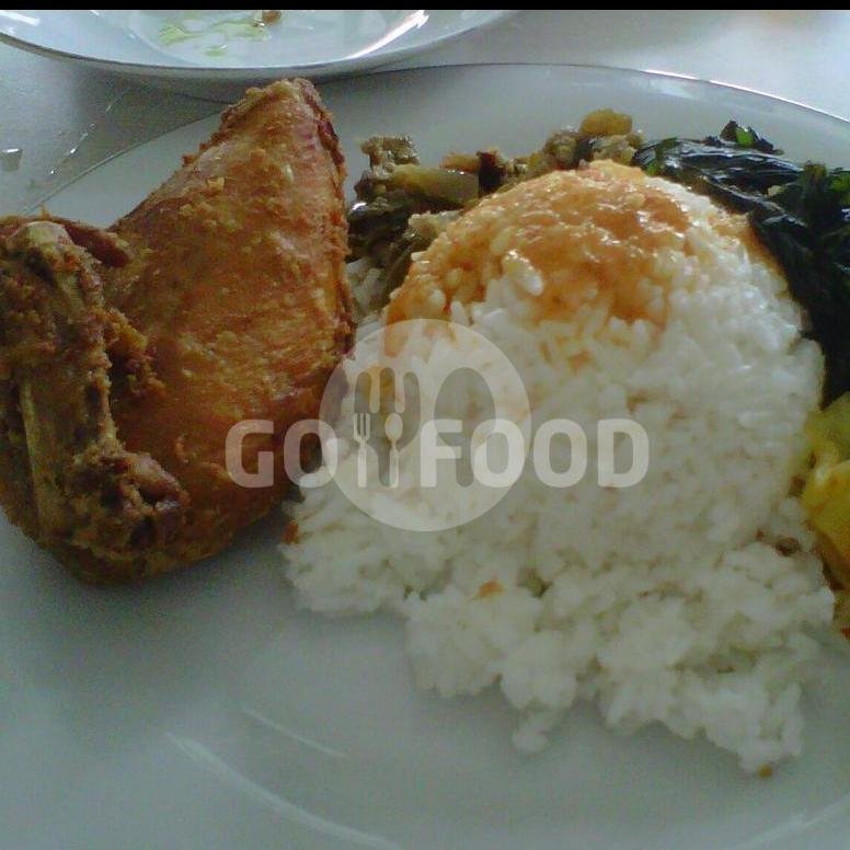 Ayam Bakar menu Rumah Makan Surya, Abdul Muis