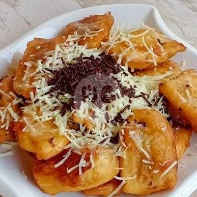Pisang Grg Wijen Cokelat Keju Susu menu Warkop YKS, Mampang Prapatan