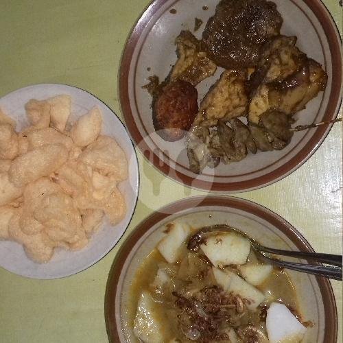 Ketupat menu Ketupat Sayur Mandala, Mampang Prapatan