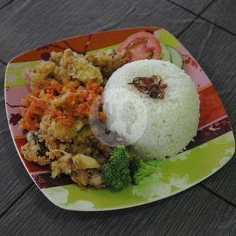 Ayam Geprek DBC: Surga Kuliner di Yogyakarta yang Wajib Dikunjungi