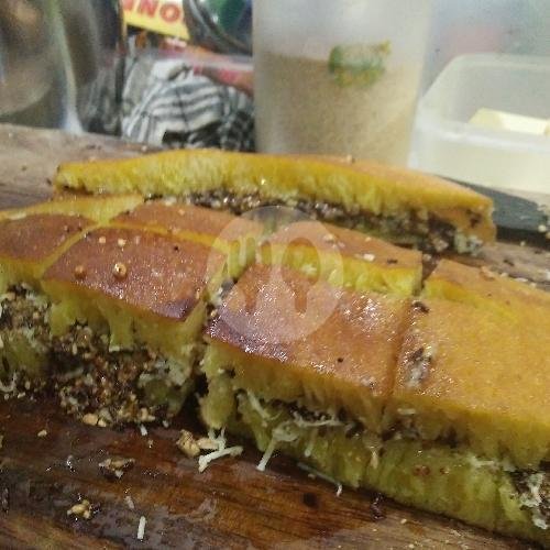 Daging Ayam 3 Telor Ayam menu Martabak Santiago, Rancabolang