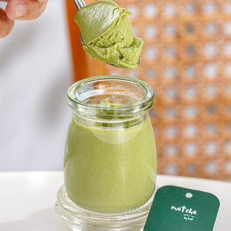 Basque Cheesecake menu Lewis & Carroll, Blok M