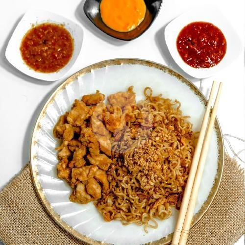 Indomie Kulit Crispy menu Sate Taichan Bang Kirun