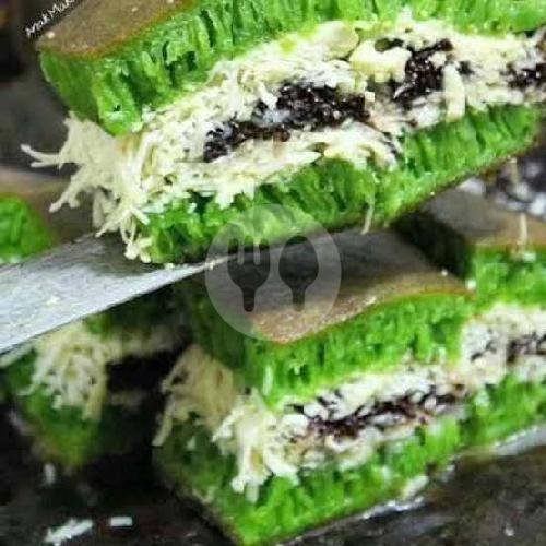 Martabak Asin 3 Telur Bebek Isi Daging Sapi menu Martabak Top Paris, Rancabentang 1