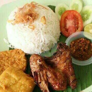 Review Ayam Goreng Kalasan Padasuka: Kuliner Lezat di Bandung