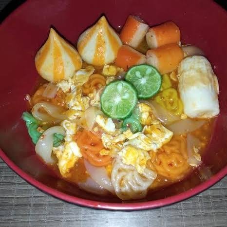 SEBLAK SUPER EXTRA SEAFOOD menu Seblak Sunda 01, Mejayan
