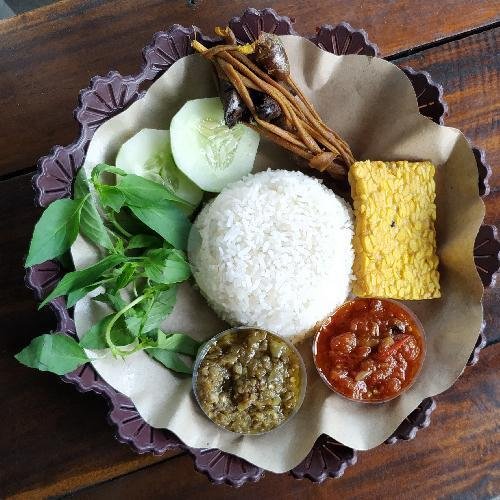 Ayam Krispy + Nasi Jumbo menu Lalapan Cak Qodir, Dau